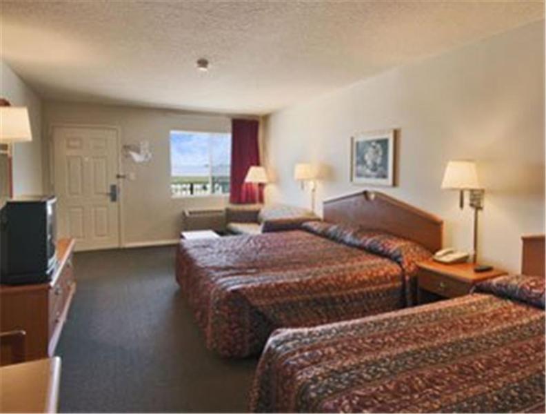 Summit Inn Hempstead Ruang foto